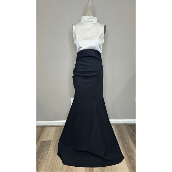 Chiara Boni La Petite Robe Gaga Two-Tone Halter Trumpet Gown US 12 $1295 - Picture 6 of 13